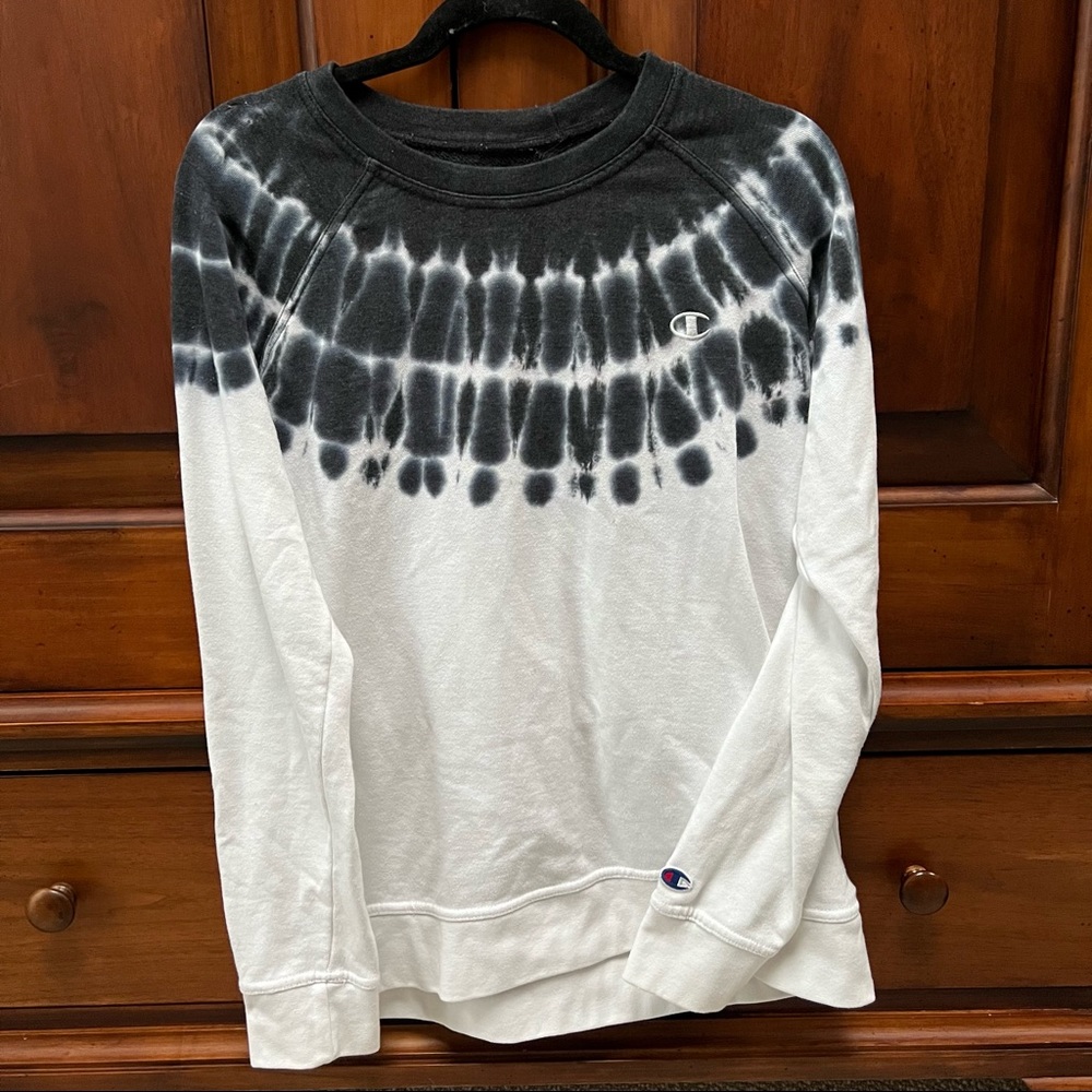 Champion Dye Sweatshirt